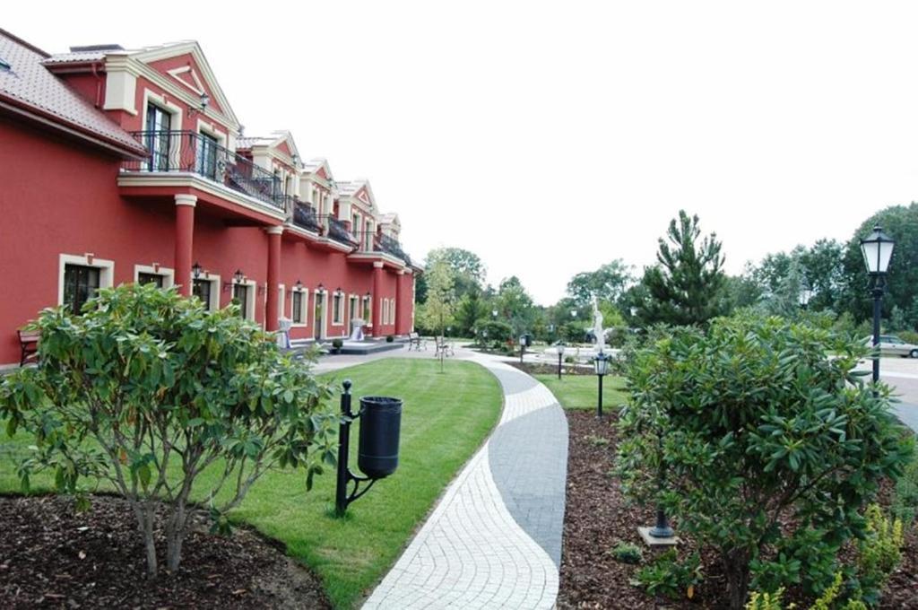 Hotel Milord Pułtusk Exterior photo