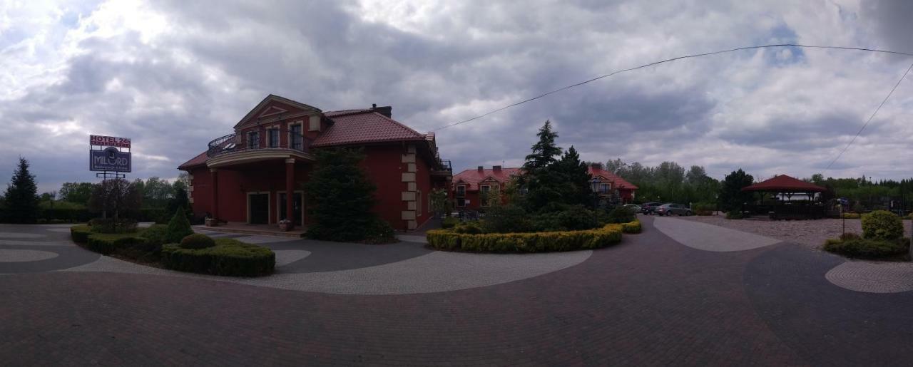 Hotel Milord Pułtusk Exterior photo